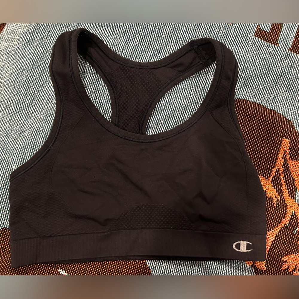 EUC Champion sports bra size small